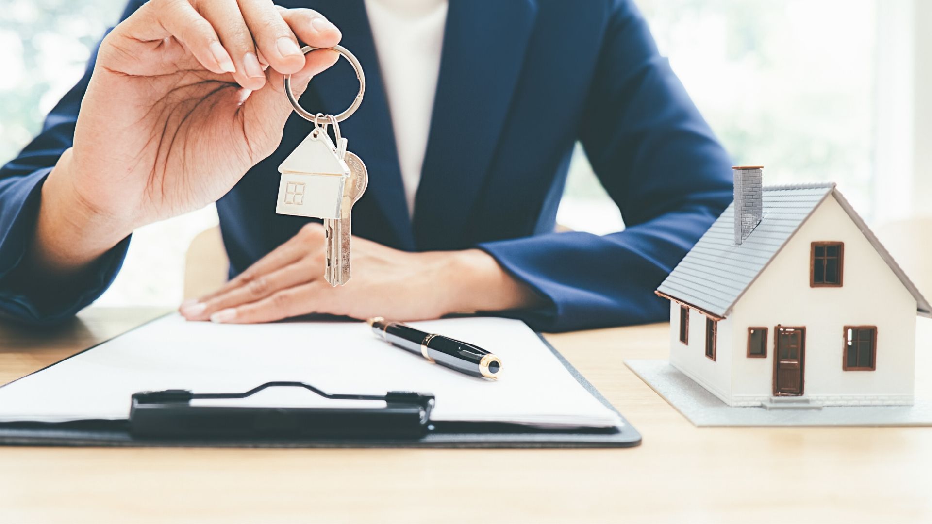 REAL ESTATE & PROPERTY LAWS